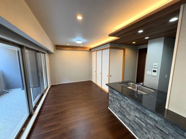 四条烏丸クロスマーク　307号室