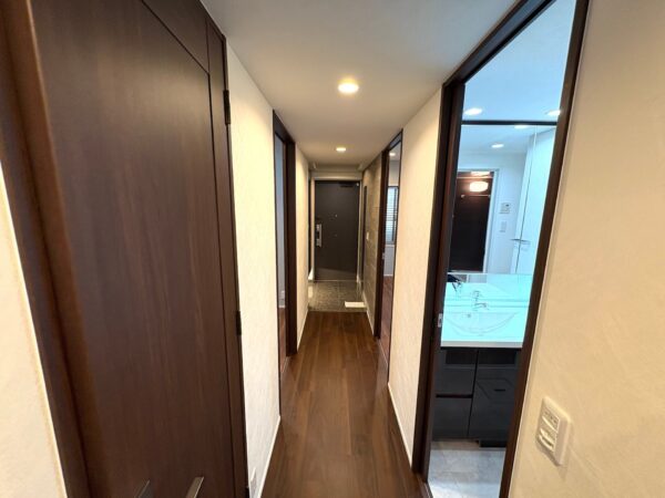 四条烏丸クロスマーク　307号室