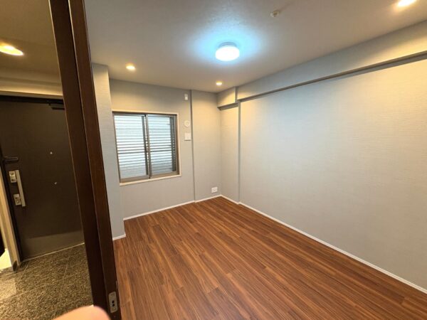 四条烏丸クロスマーク　307号室