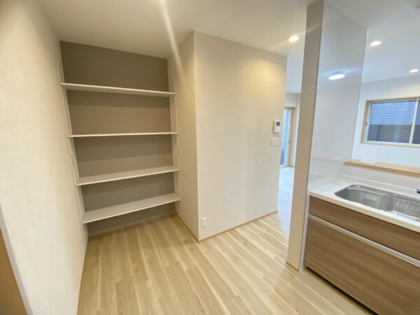 兵庫県伊丹市南町1-5-9