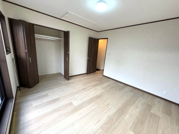 大阪府枚方市北楠葉町4-12
