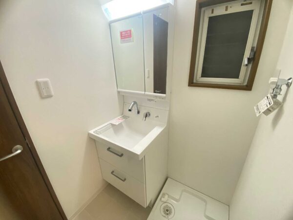 兵庫県尼崎市次屋3-2-13