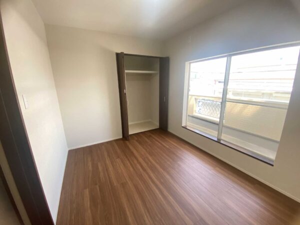 兵庫県尼崎市次屋3-2-13