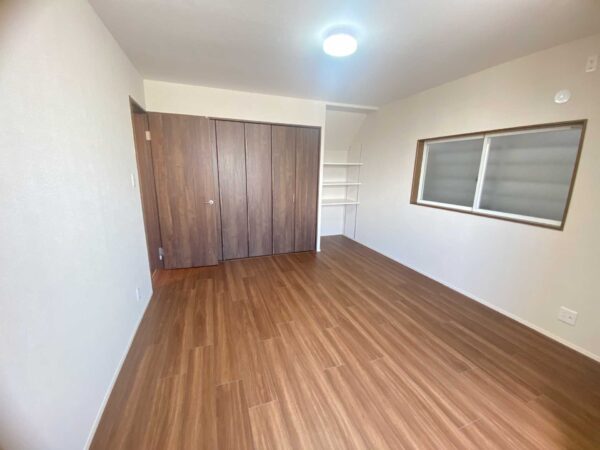 兵庫県尼崎市次屋3-2-13