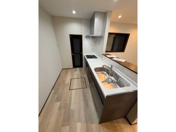 大阪府枚方市長尾東町3-52-44