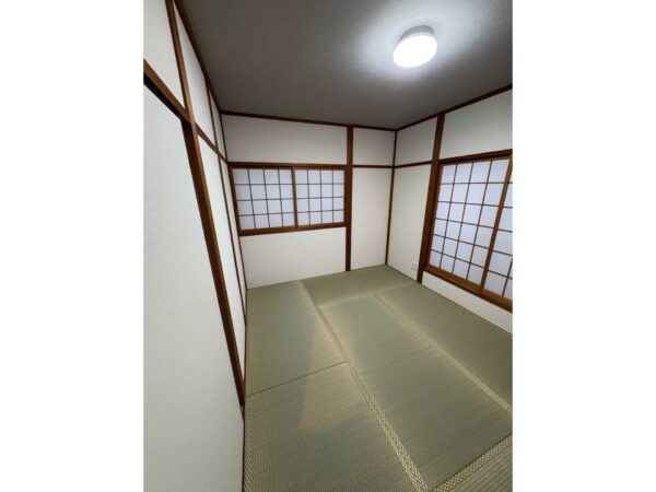 大阪府枚方市長尾東町3-52-44