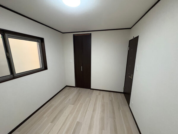 大阪府東大阪市古箕輪1-1-2