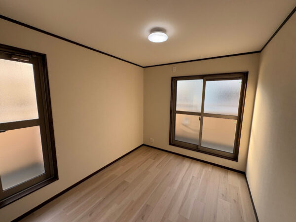 大阪府東大阪市古箕輪1-1-2