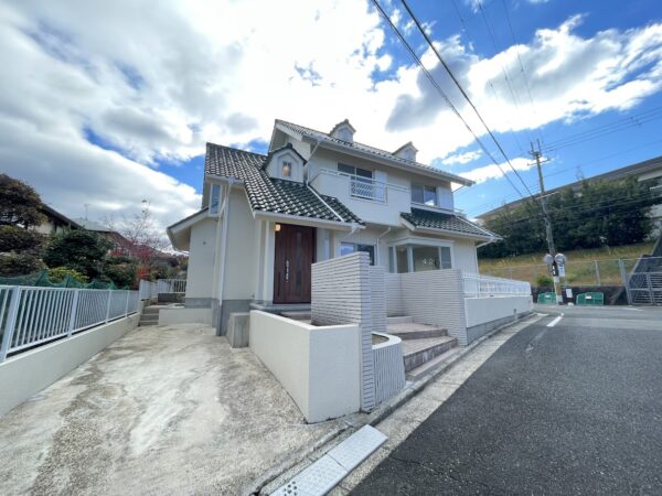 奈良県奈良市左京3-17-7