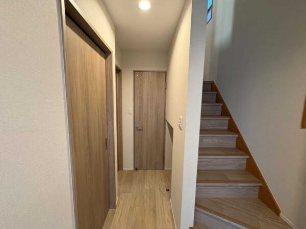 兵庫県西宮市日野町18-23