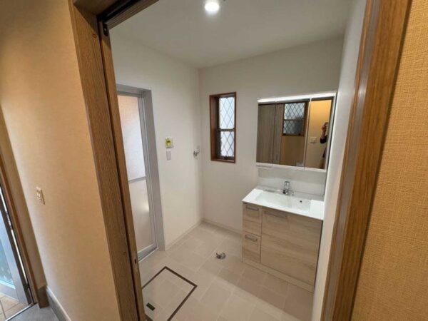 兵庫県西宮市日野町18-23