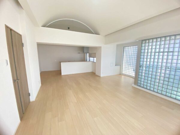 アーサヒルズD棟　701号室