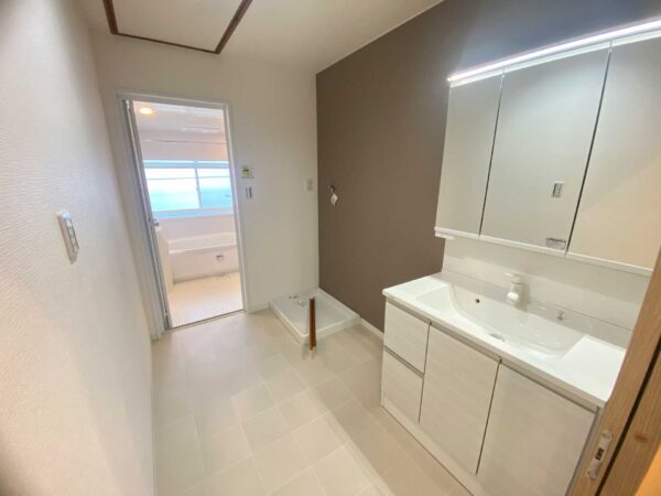 アーサヒルズD棟　701号室