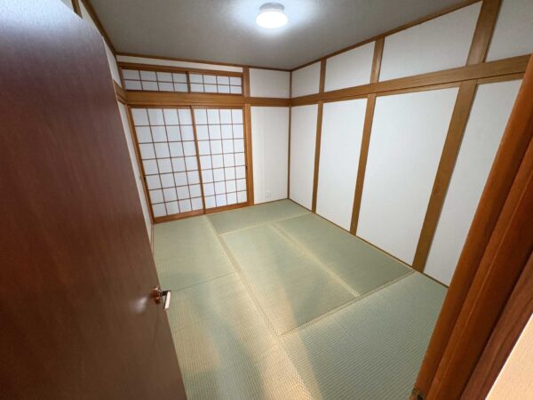 大阪府枚方市伊加賀西町38-30