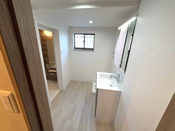 京都府長岡京市西の京6-24