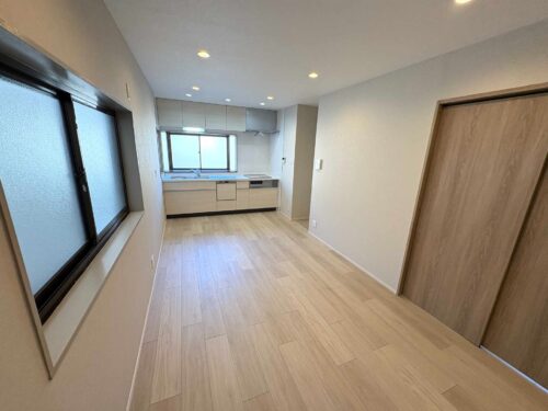 京都府長岡京市西の京6-24