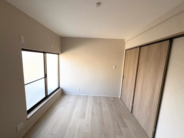 京都府長岡京市西の京6-24