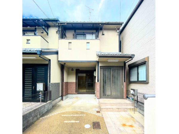 京都府京都市伏見区革屋町771-3