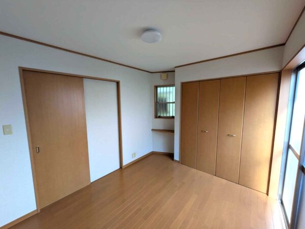 大阪府茨木市庄1-24-15