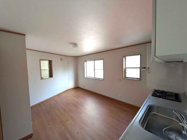 大阪府茨木市庄1-24-15