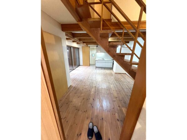 大阪府堺市堺区緑ヶ丘北町4丁1-4