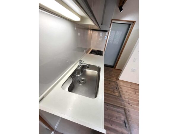 大阪府堺市堺区緑ヶ丘北町4丁1-4