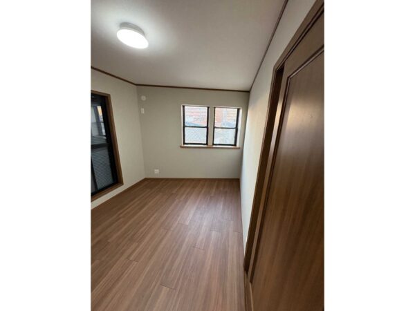 大阪府高槻市宮田町1-35-8