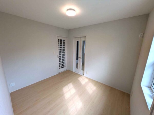 大阪府東大阪市上四条町24-30