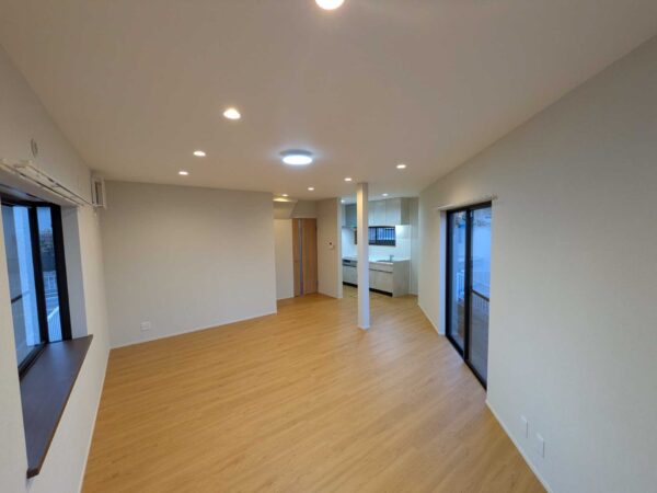 大阪府吹田市山田東1-30-20