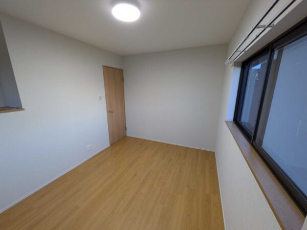 大阪府吹田市山田東1-30-20