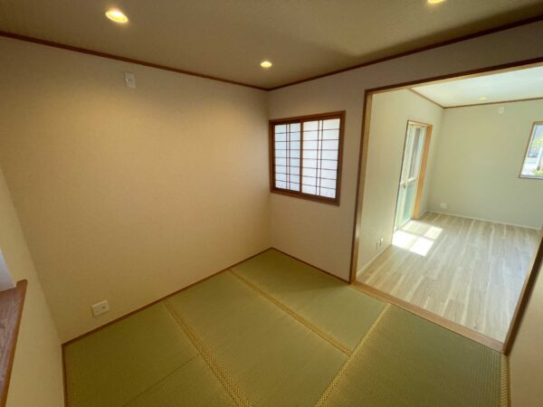 大阪府高槻市安岡寺町