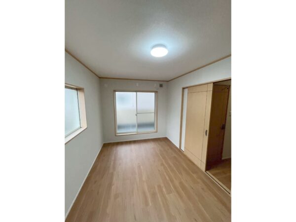 大阪府大阪市住之江区平林南