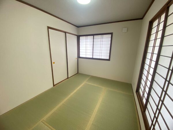 兵庫県尼崎市稲葉荘